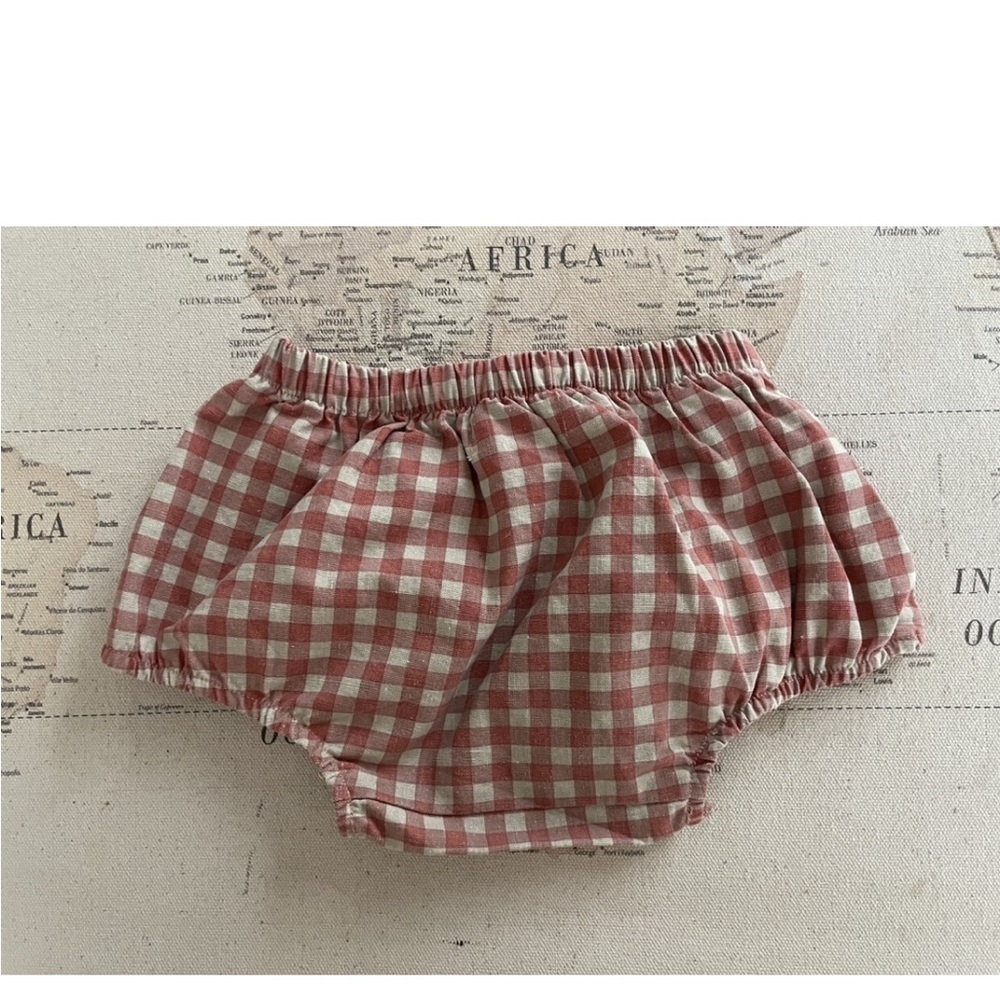 Wren & James Gingham Bloomers
6-12mo Brick & Cream - Picture 4 of 4